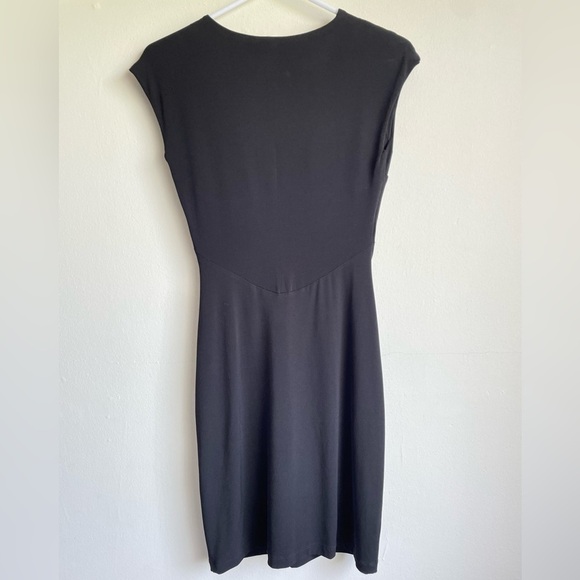 Cache cocktail Fitted Little Black Dress With Clasp Tie Size 2 - Picture 3 of 4